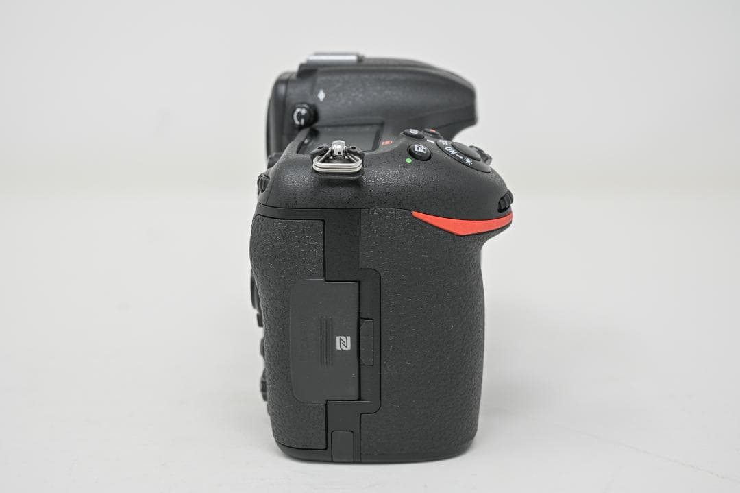 Nikon D500 デジタル一眼レフカメラ