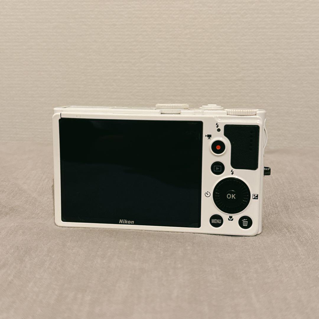【値下げ中】Nikon COOLPIX P310 白