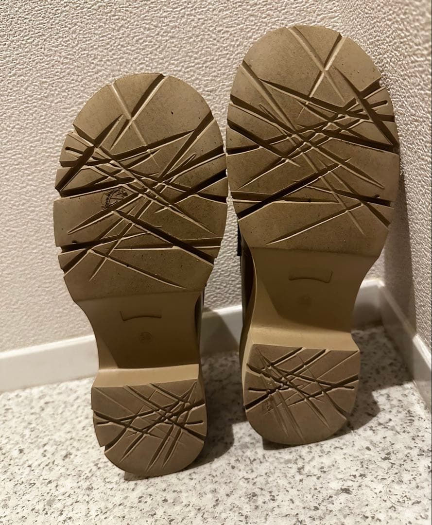 美品！CAMPER カンペール＊MILAH レザーヒールローファー キャメル38