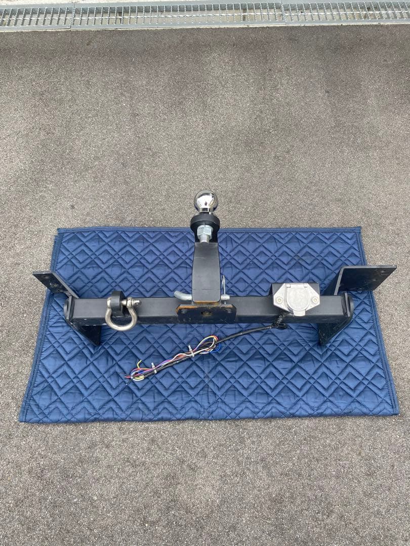 30プリウス　ヒッチメンバー