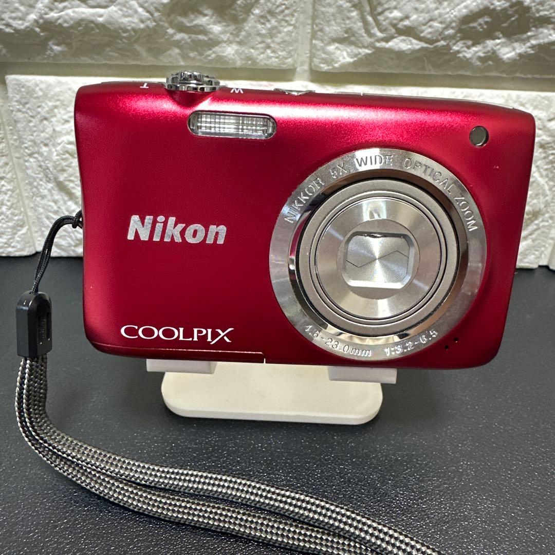 ニコン Nikon COOLPIX S2900 レッド　動作確認済　中古良品