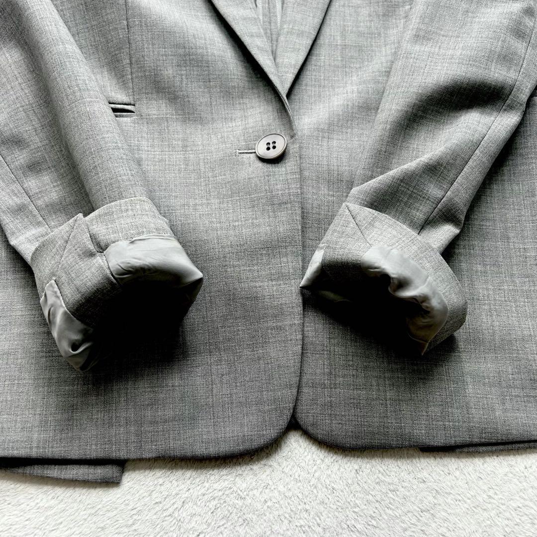 極美品⭐️theory、スーツ上下、グレー色、春夏向き、少し大きめのサイズ0