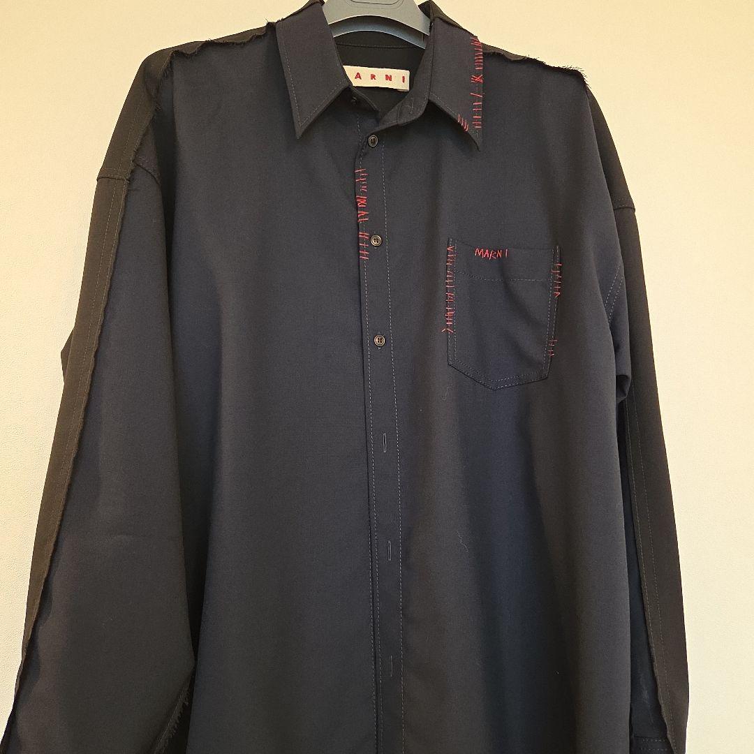 MARNI　トロピカルウールシャツ、コントラストカラーのバック