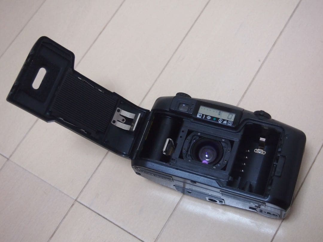 Konica Big mini NOU 135 グッドデザイン賞 フィルムカメラ