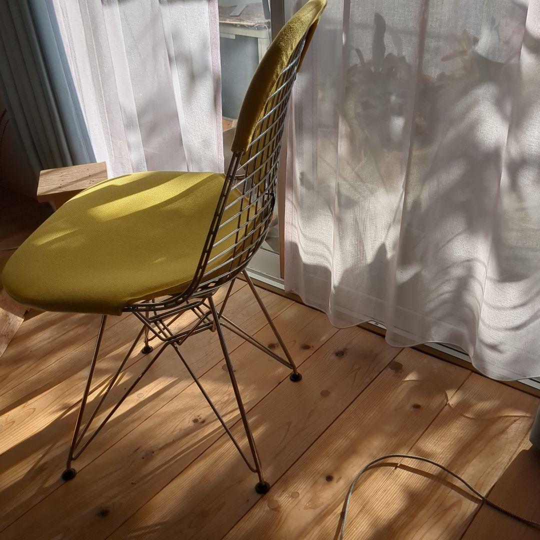 ワイヤーチェア　ビキニパッド　DKR　イームズ　イエロー　ヴィトラ