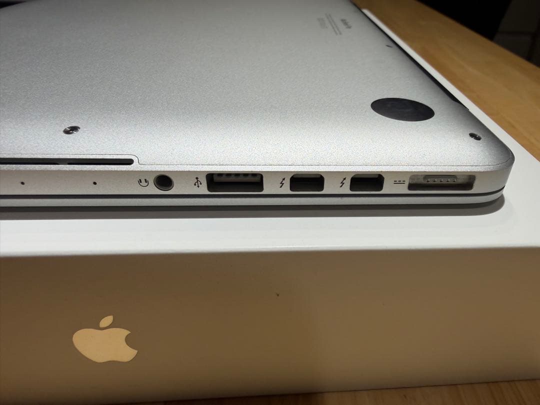 MacBook Pro Retina 2014 256G 8GBメモリ