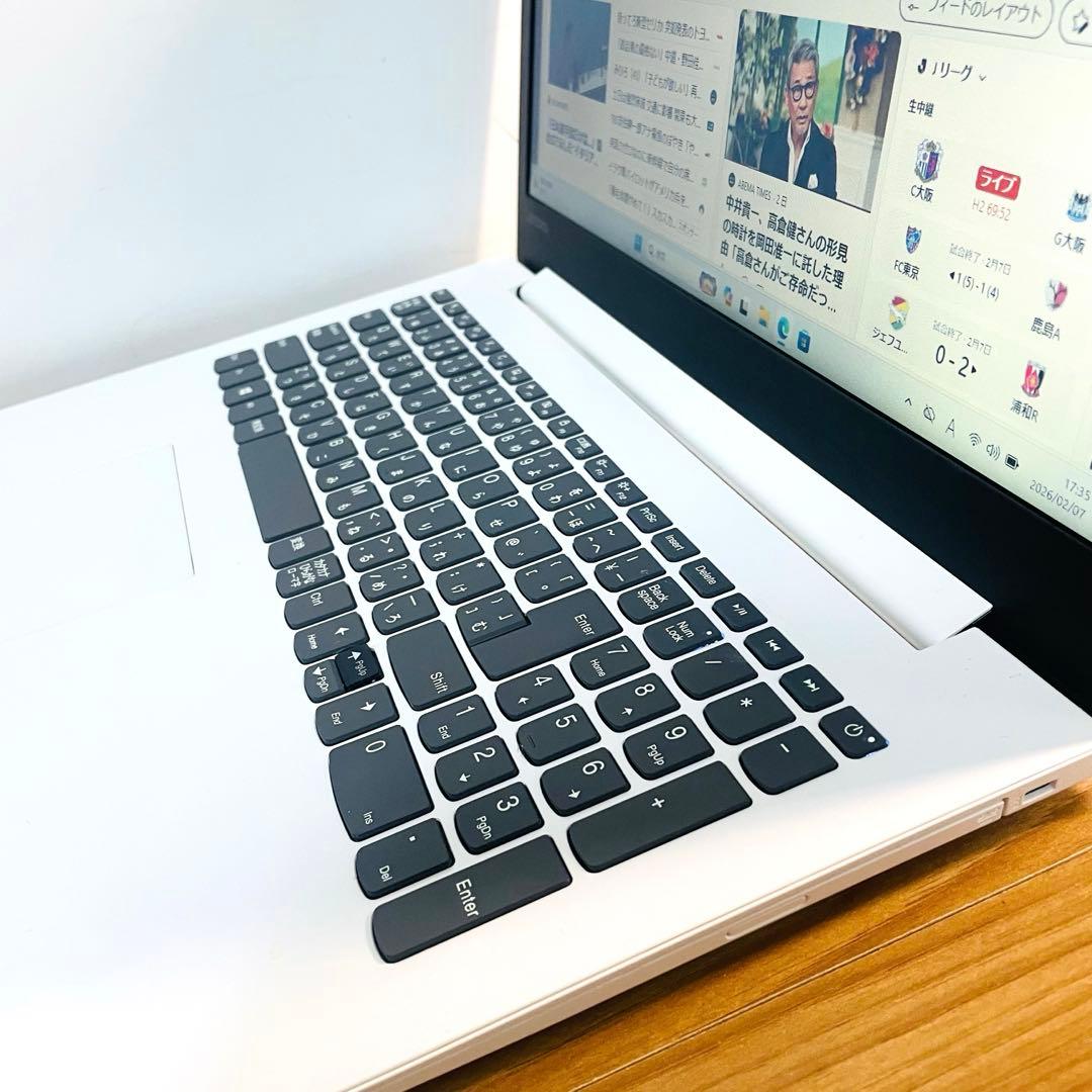 すぐ使える設定済2022モデル薄型ノートパソコンSSD win11オフィスカメラ