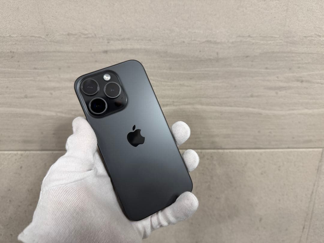 【シャッター音なし】iPhone 15 Pro 海外版 SIMフリー 256GB