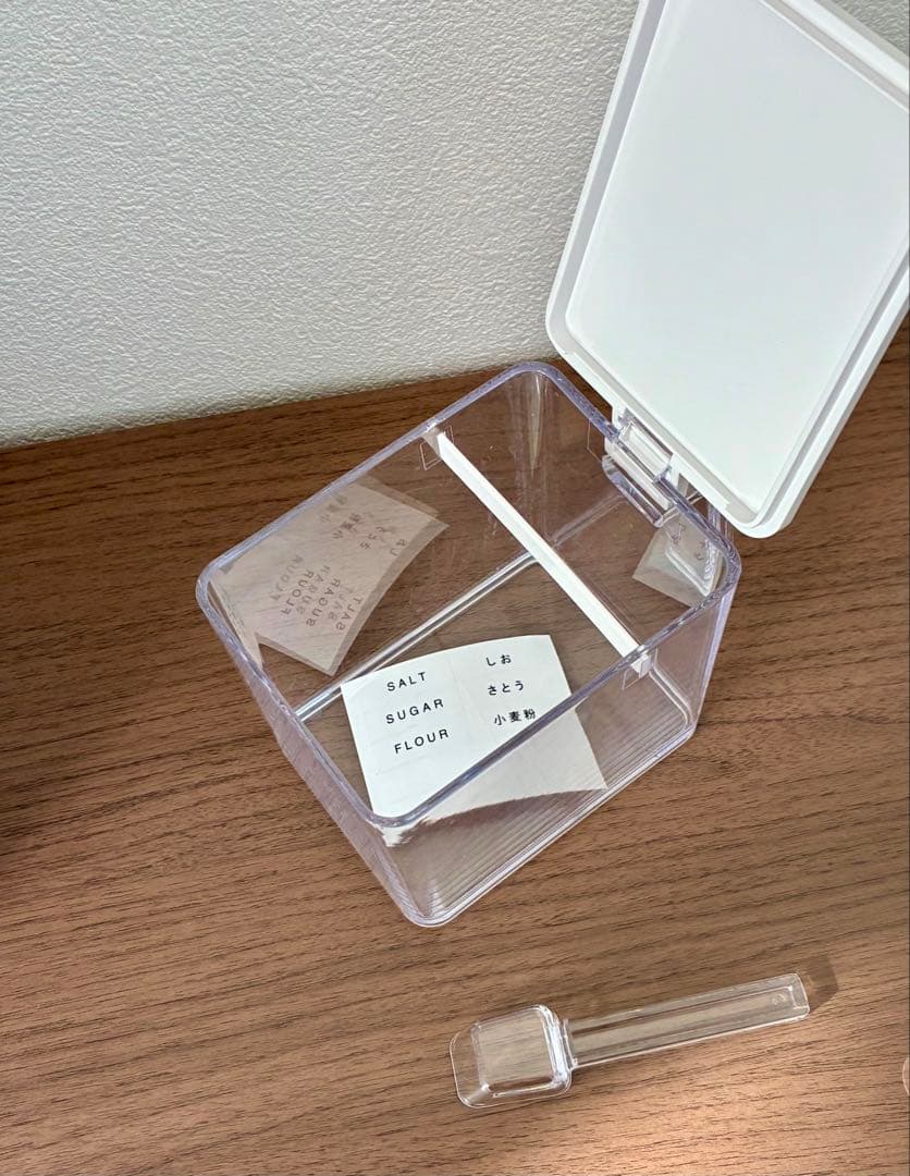 【未使用品】tower 隠せる調味料ラック　ホワイト　調味料ラック付き　送料無料