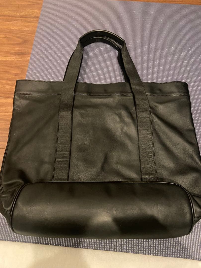 BALENCIAGA ブラック レザー トートバッグ