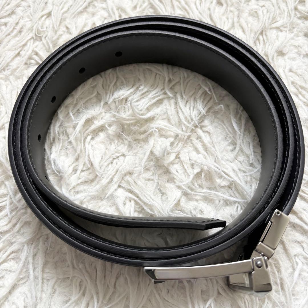 未使用　バーバリー メンズ シャドーチェック 回転式　レザーベルト　リバーシブル