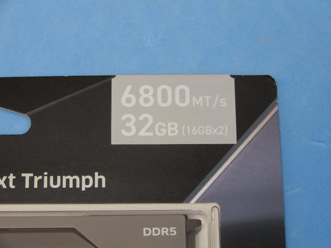 KLEVV BOLT V DDR5-6800 32GB メモリー