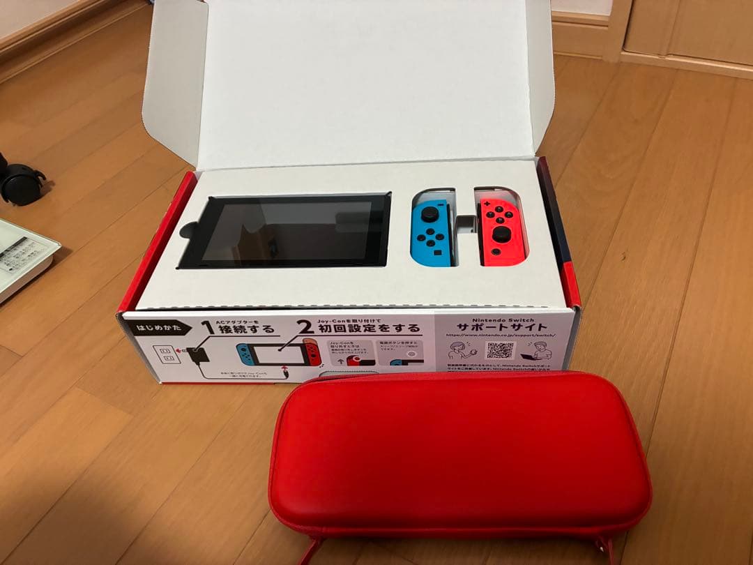 Nintendo Switch 初代 本体 箱あり／付属品完備／おまけケース付き