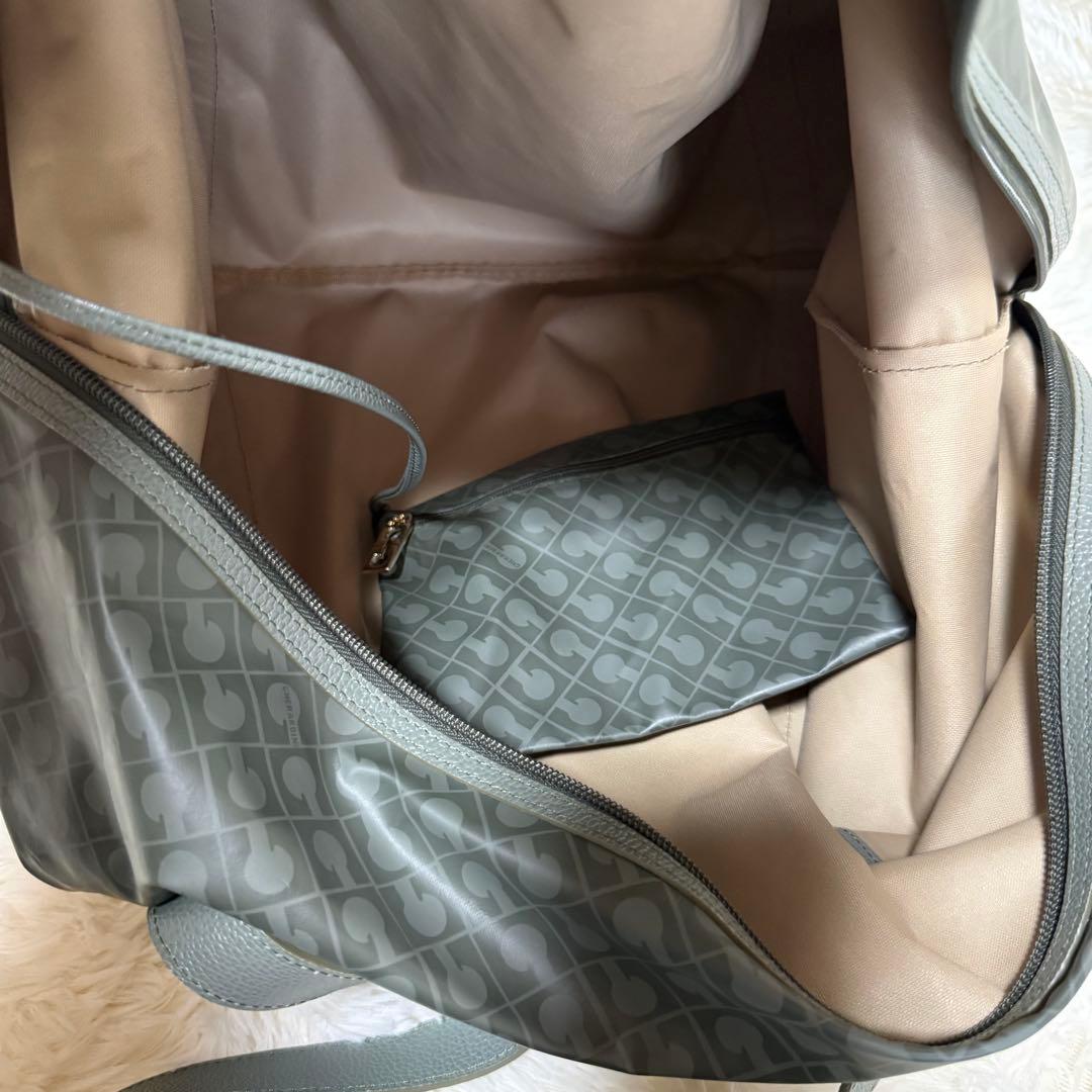 ゲラルディーニ レザーボストンバッグ　ソフティ ポーチ付き 美品