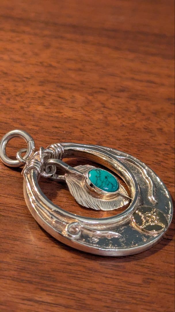 ファーストアローズ K18 ターコイズ付ハートフェザーメタル ペンダント