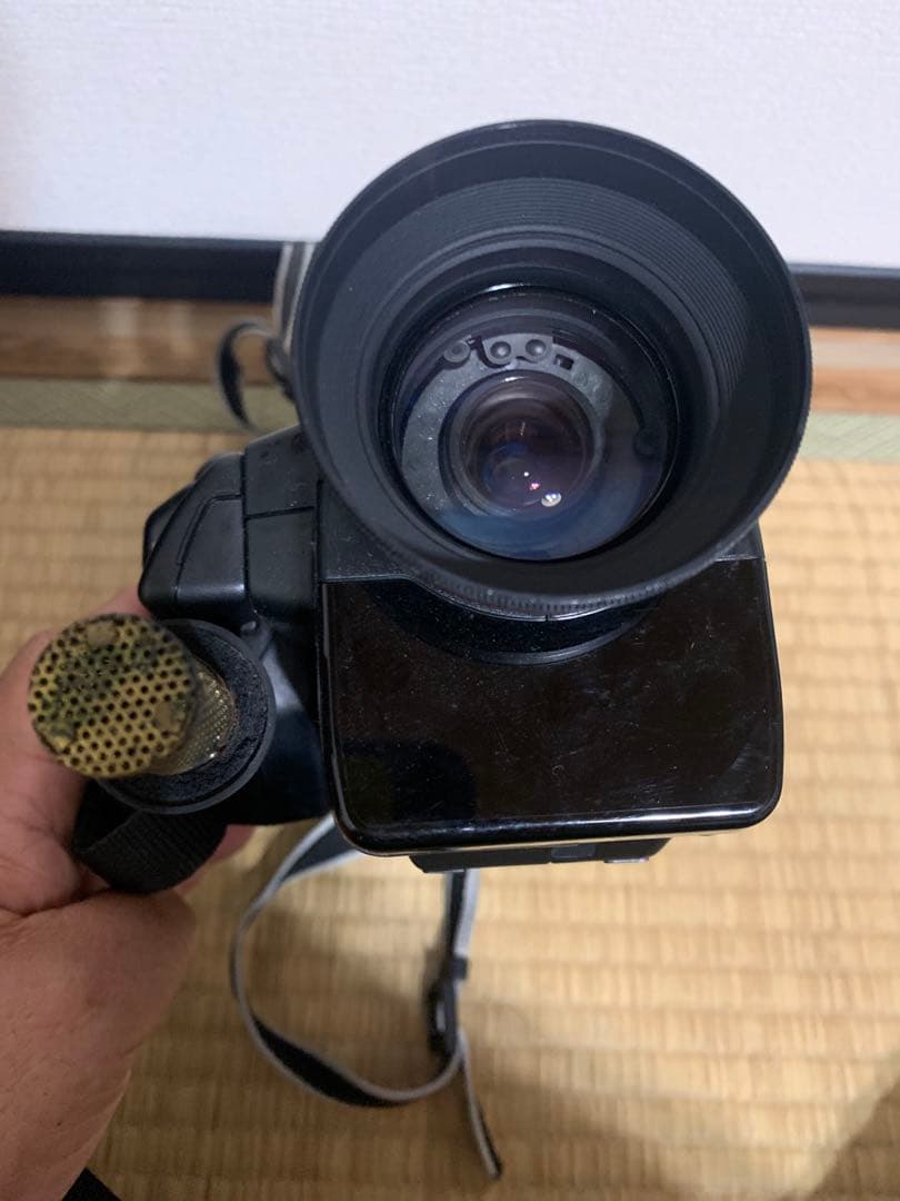 完全ジャンク　Canon H680 8mmビデオカメラ　コレクションにどうぞ