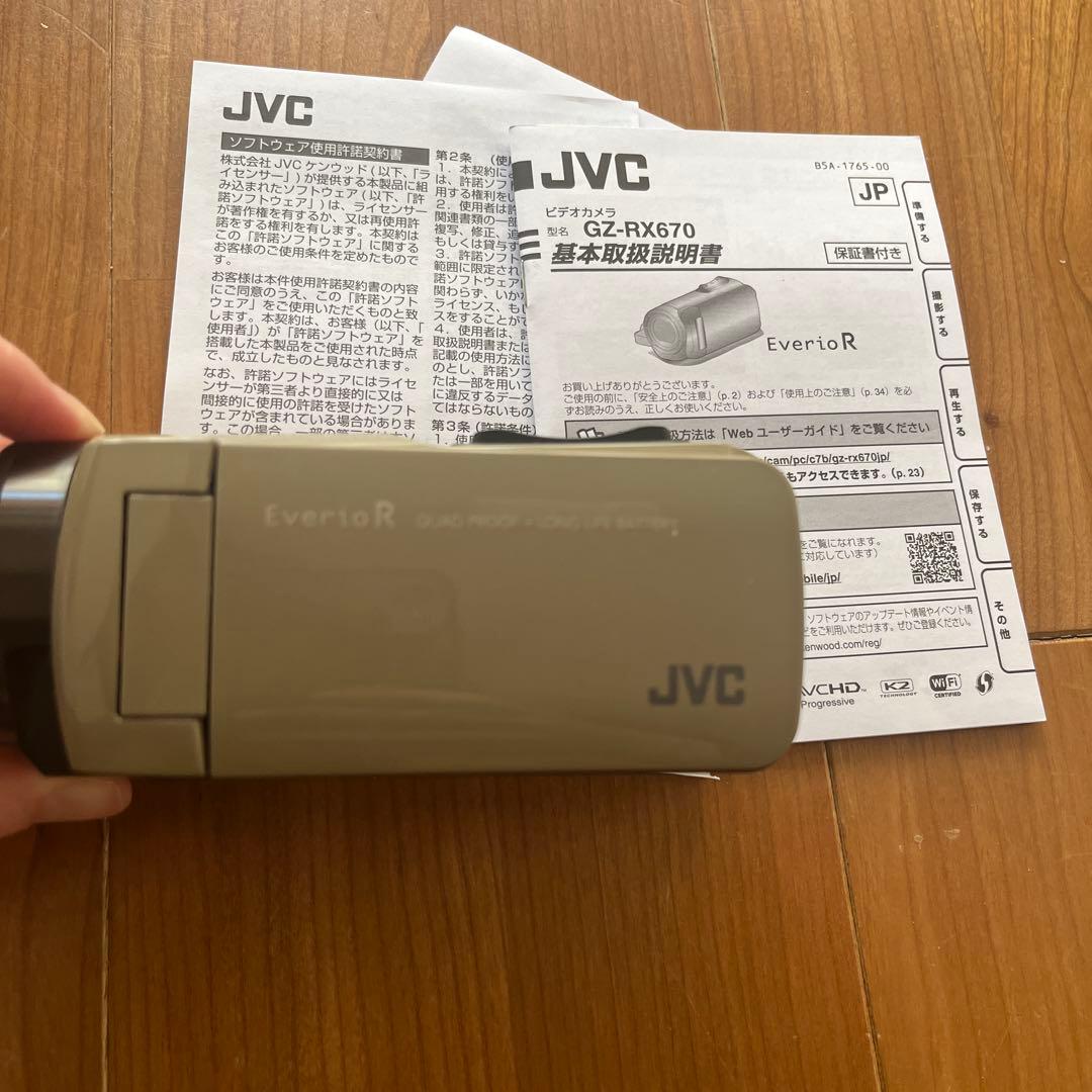 Everio R GZ-RX670-C 60x ビデオカメラ v9404