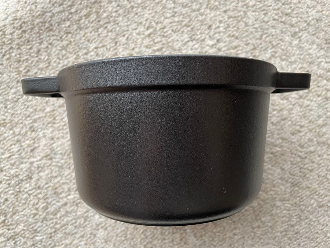 staub ストウブ　旧16cm ブラック　ピコココットラウンド