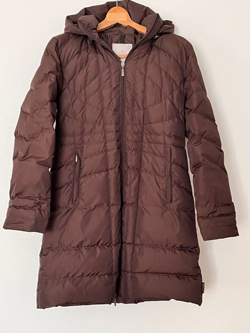 モンクレールレディースダウンコート
