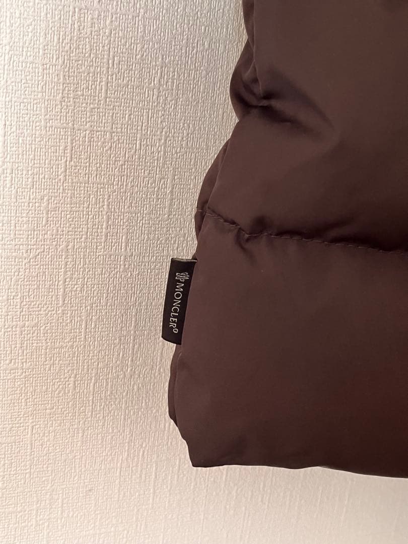 モンクレールレディースダウンコート