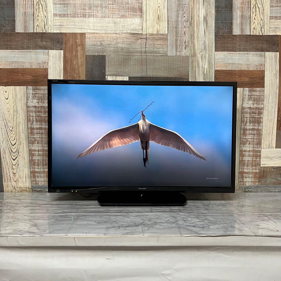 即日受渡❣️全国送料込シャープ32型液晶テレビWチューナー 色鮮やかなクリアな映像