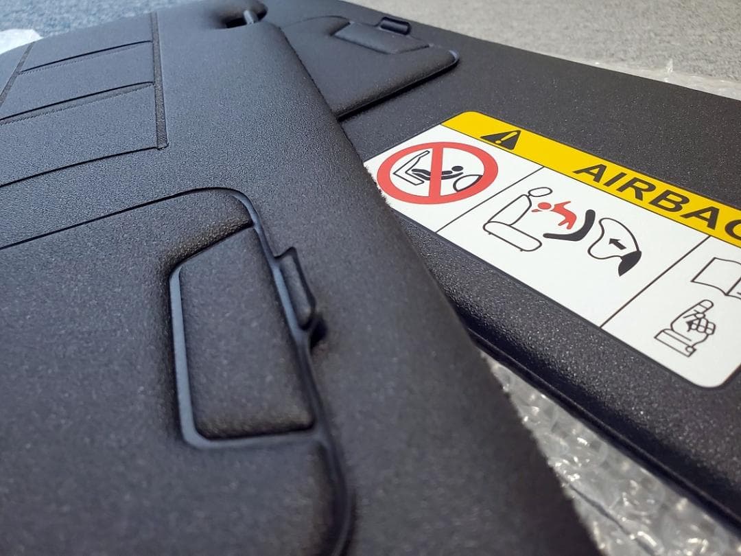 新品　200系ハイエース ダークプライム2　純正サンバイザー　標準/ナロー用　黒