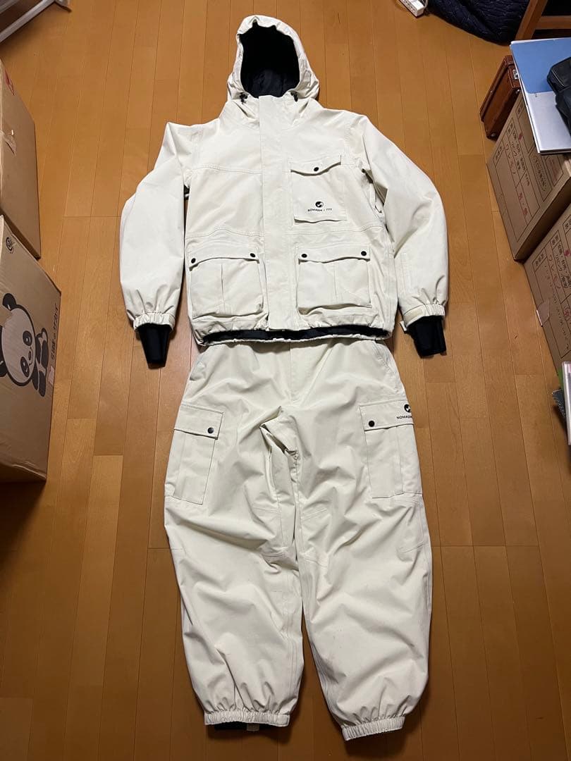 NOMADIK 777 21-22初期モデル Lサイズ 上下セット クリーム希少