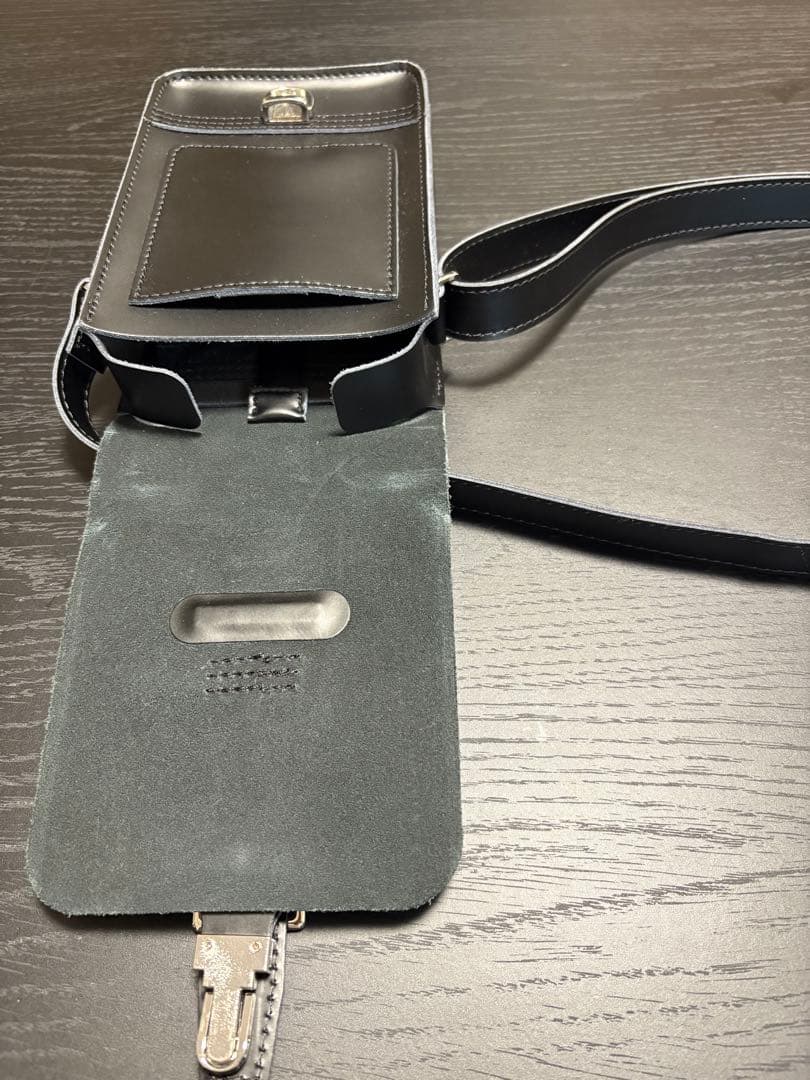 Dr.Martens リポーターバッグ