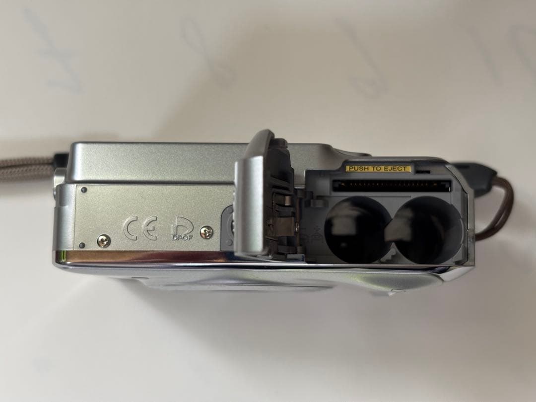 FUJIFILM FinePix A600 コンパクトデジタルカメラ