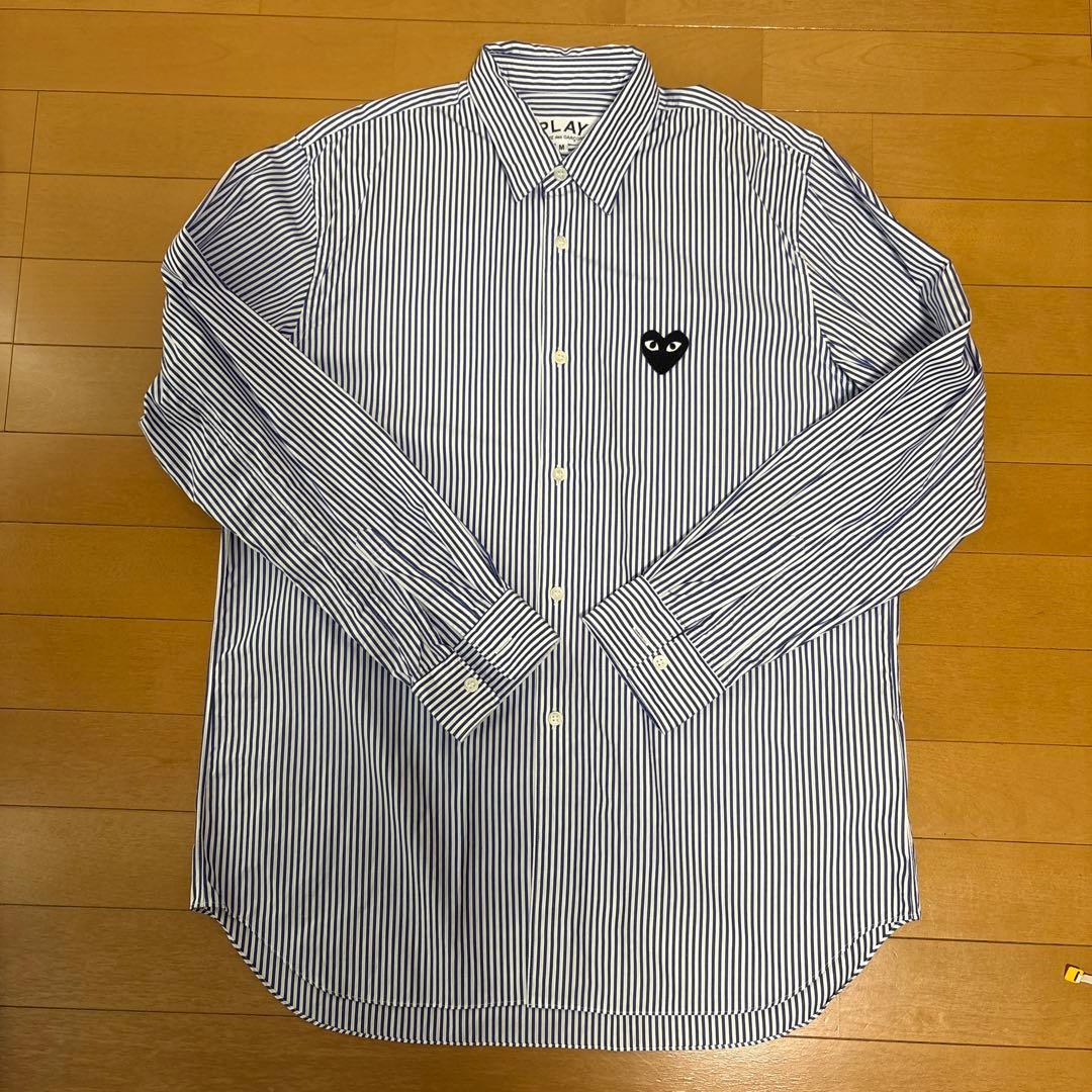 プレイ コムデギャルソン Ｍ 黒ハート　ストライプシャツ