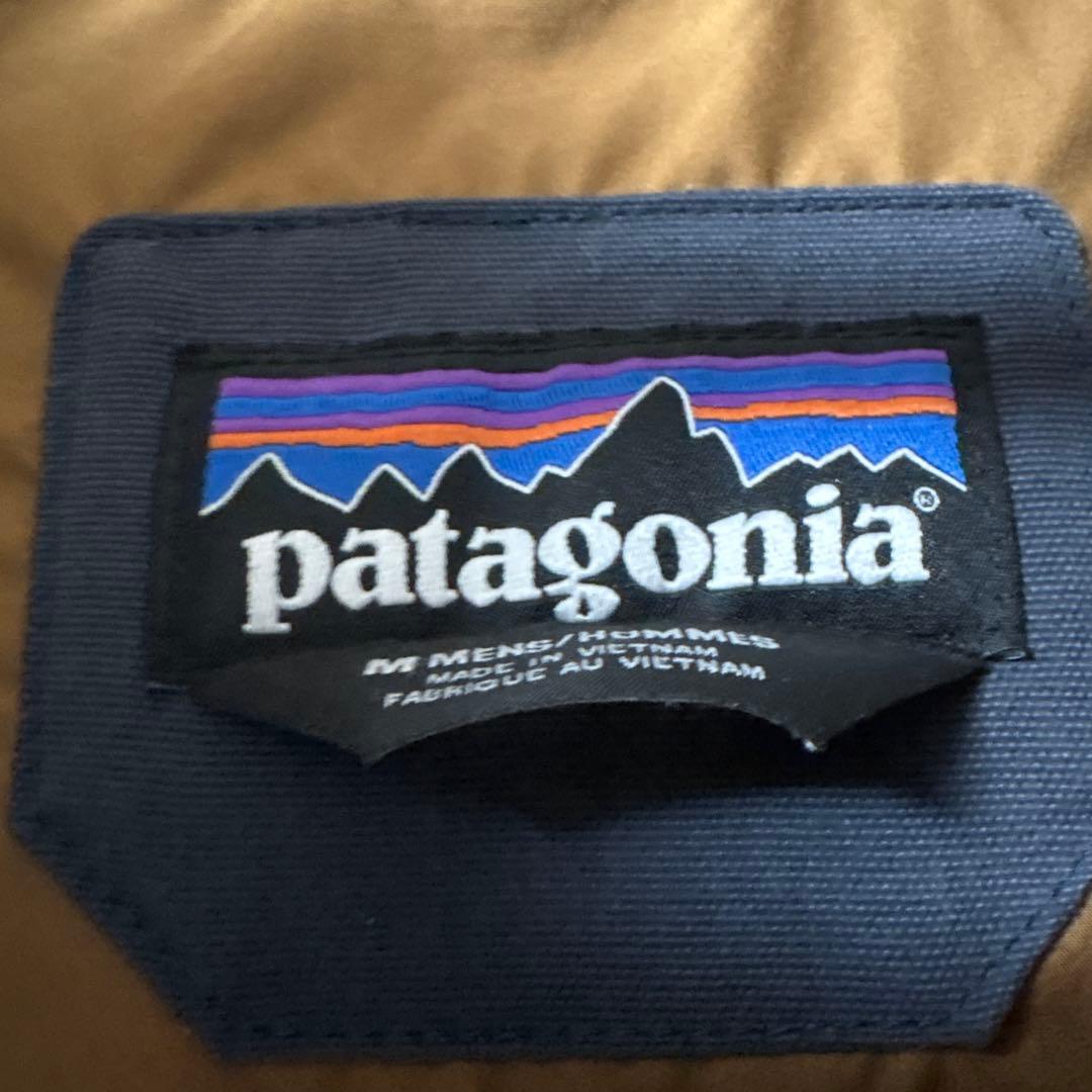 patagonia ダウンベスト ブラウン/ネイビー