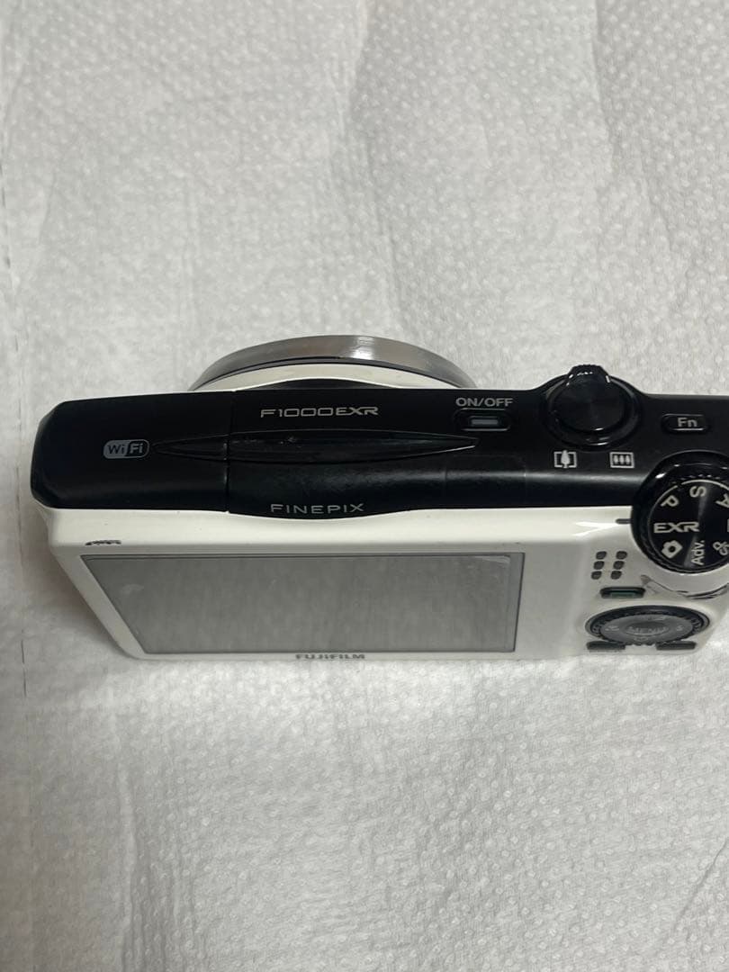 FUJIFILM F1000EXR ホワイト 20倍ズーム