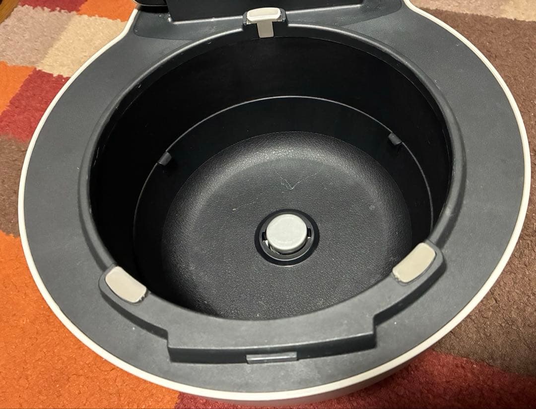 【ジャンク品】2023年製 ビストロ 可変圧力IH炊飯器 SR-V10BA