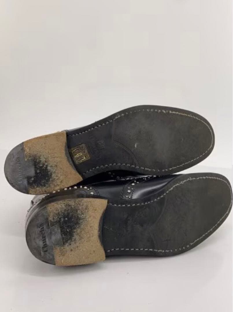 Church’s スタッズ付き黒サイドゴアブーツ