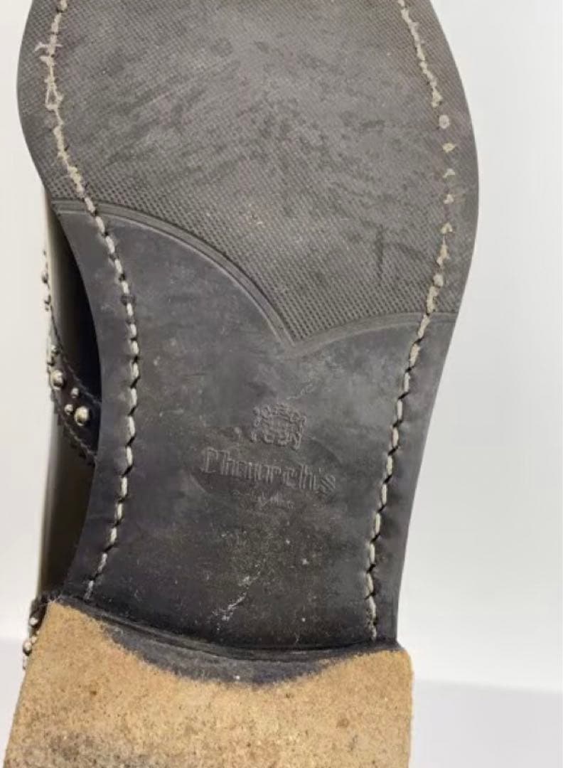 Church’s スタッズ付き黒サイドゴアブーツ