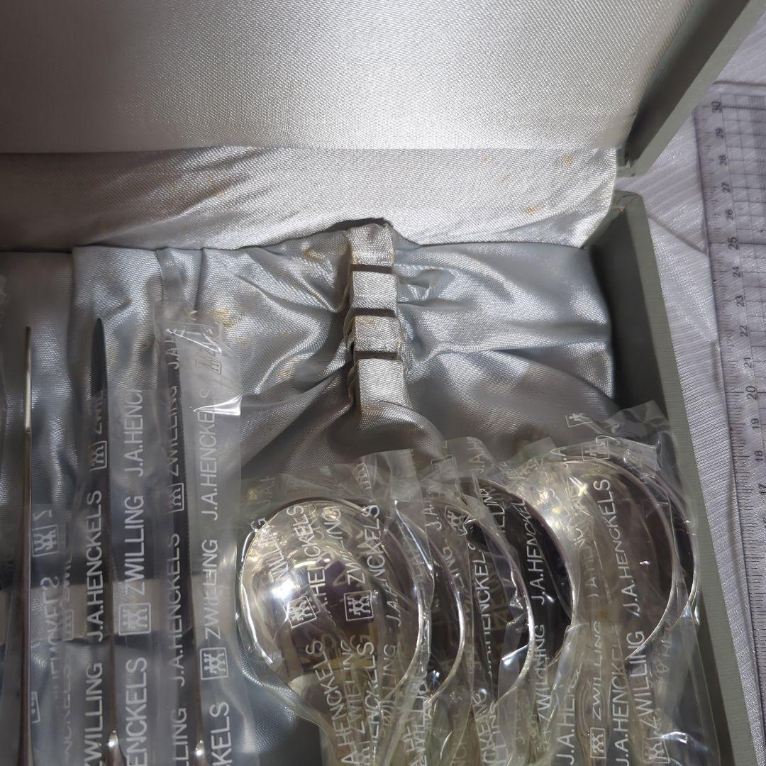 ZWILLING J.A. HENCKELS カトラリーセット