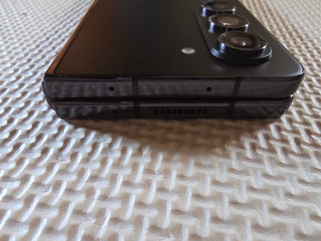 Galaxy Z Fold5 docomo 国内版 512GB ブラック