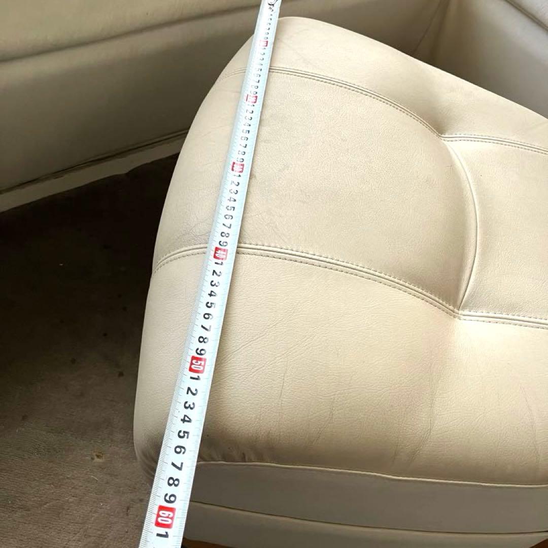 ホワイトレザー1人掛けソファ キャスター付き