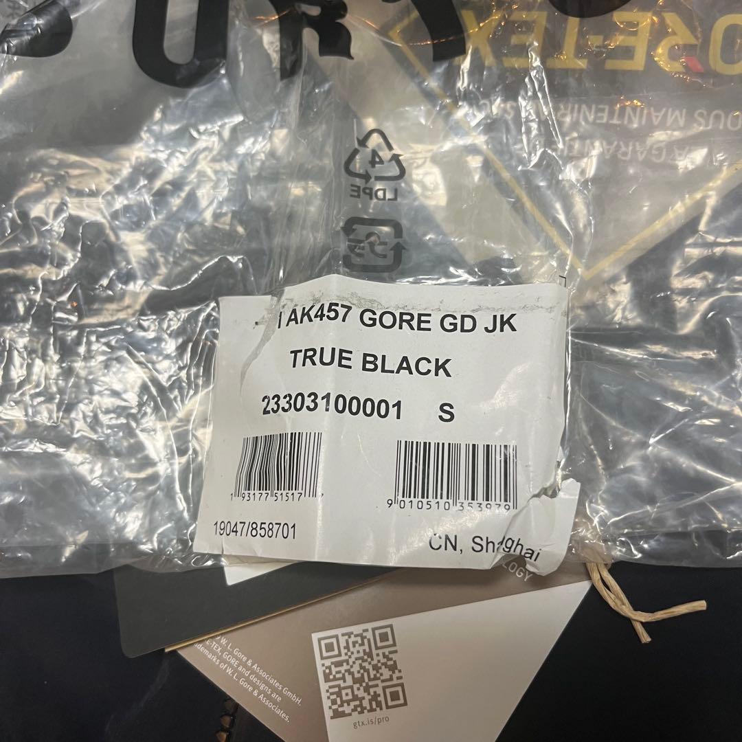 最高峰 AK457 BURTON AK ガイド true black バックロゴ