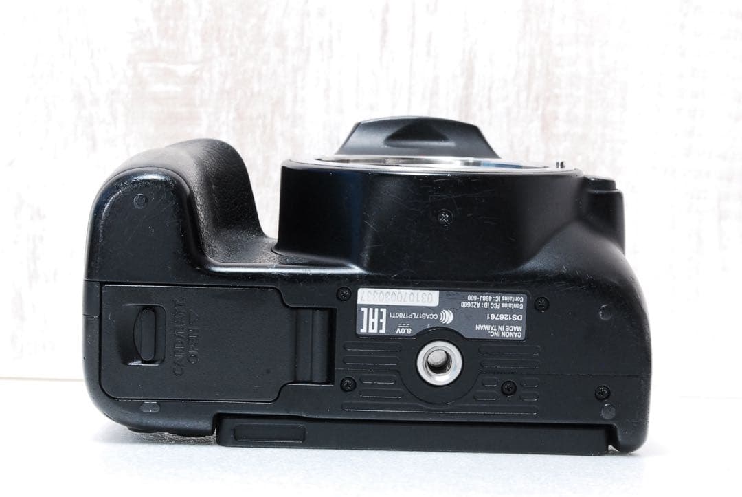 KFC 様　Canon Kiss X10 ダブルレンズ