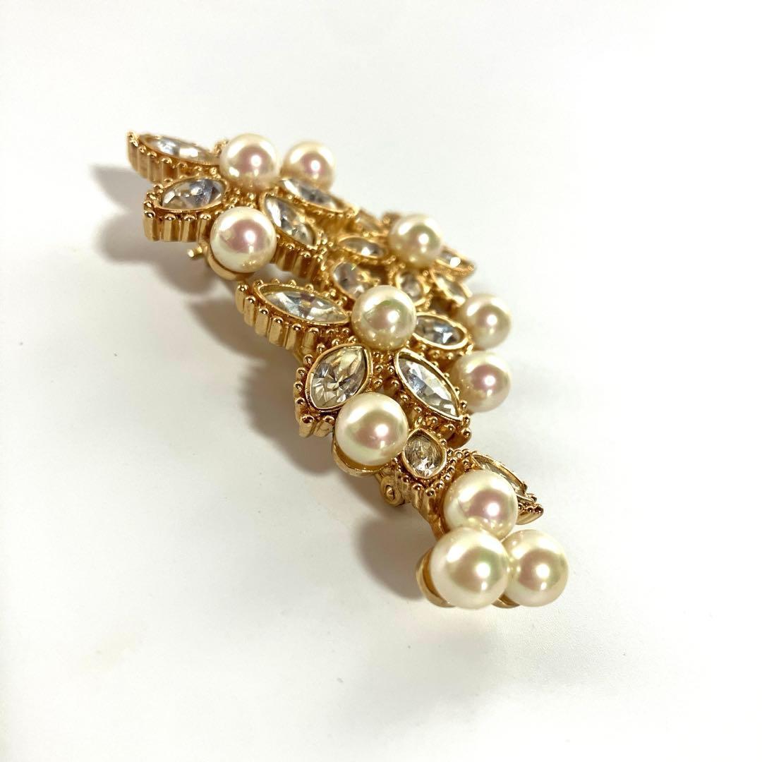 Christian Dior フラワーブローチ