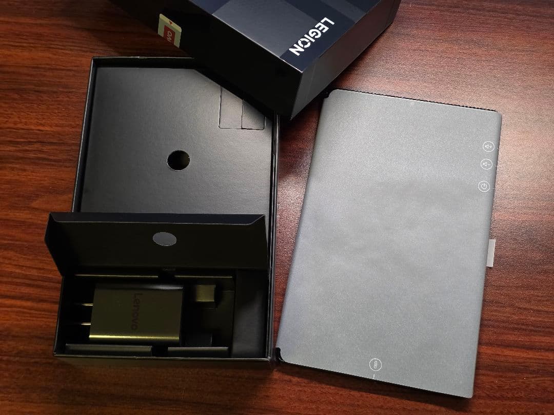 Lenovo Legion Y700 2025 第三世代 12GB 256GB