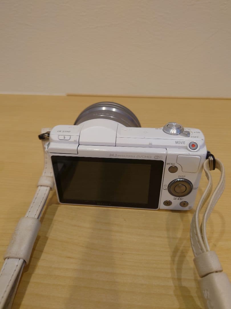 ミラーレス一眼カメラ α5100とレンズセット