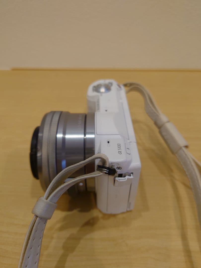 ミラーレス一眼カメラ α5100とレンズセット