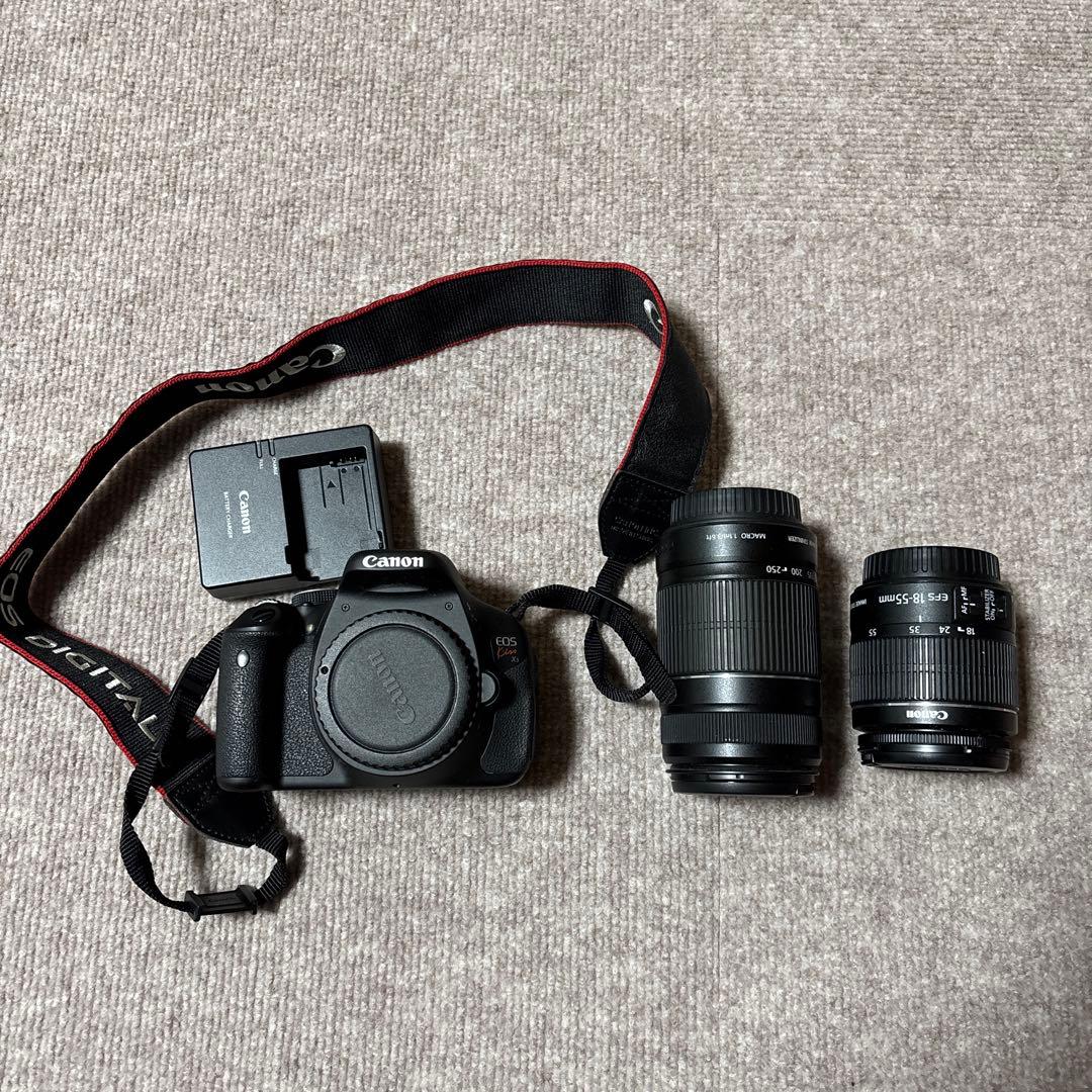 Canon EOS kiss x5デジタル一眼レフカメラ 本体とレンズ2本