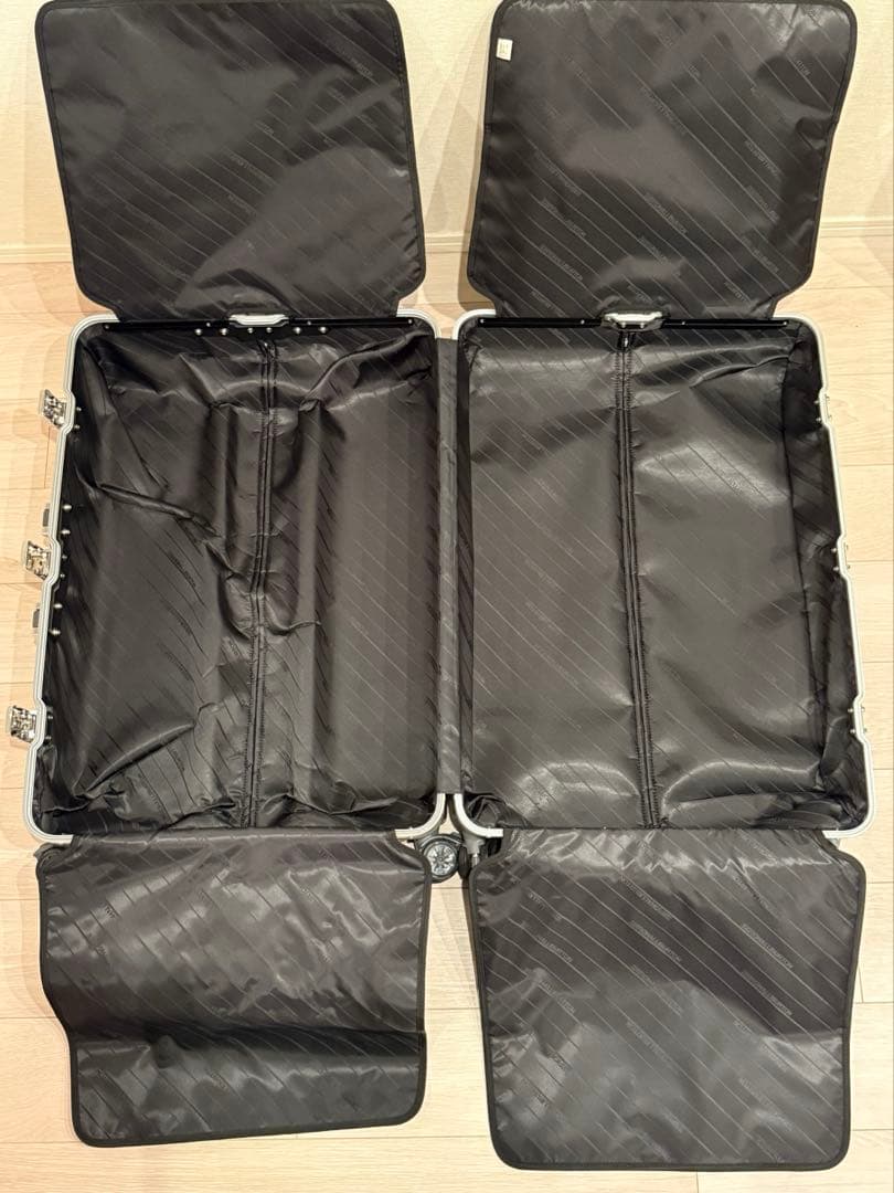 旅行かばん・小分けバッグ ZERO HALLIBURTON Geo Aluminum 3.0 83L