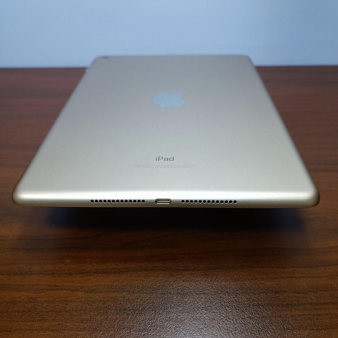 (美品) iPad 9.7 第5世代 WiFi 128GB キーボード付き