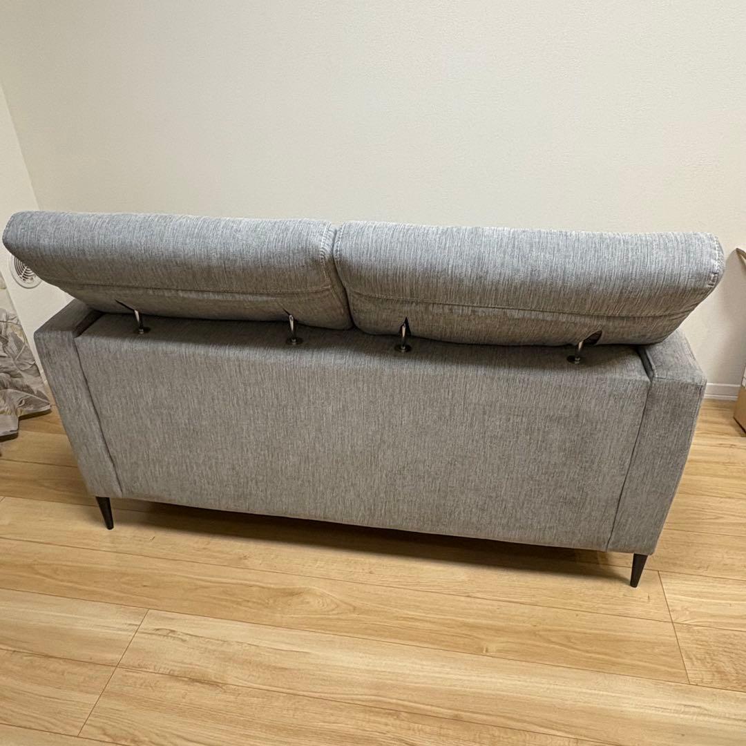 ニトリ　2人掛けソファ　サザーラ