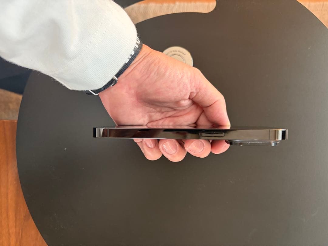 極美品iPhone14Pro256GBスペースブラックSIMフリー