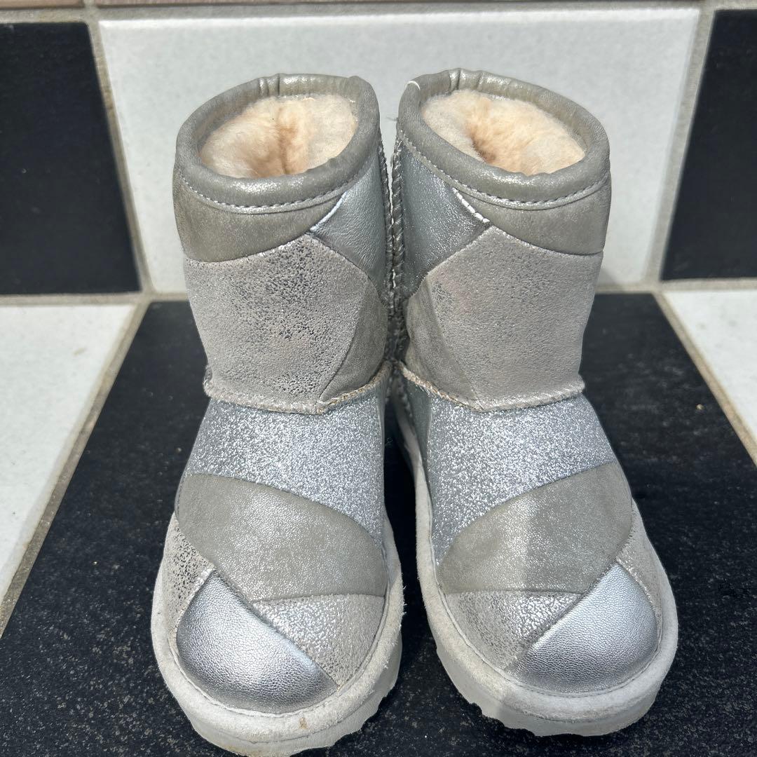 UGG シルバー ブーツ 15cm